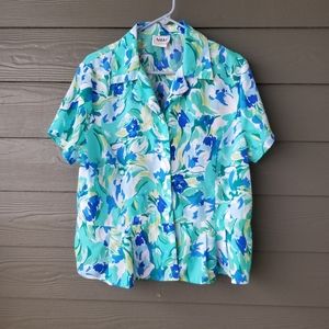 Nikki floral top sz 16